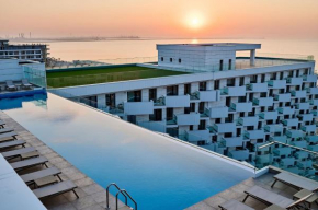 Prime 11 Apartment in Infinity Beach Resort - parking